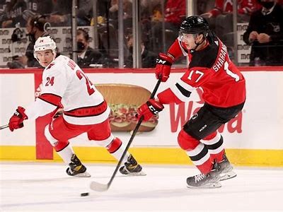 Top NHL Favorites for the 2025 Season: Predictions and Analysis of Leading Teams